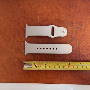 40mm Apple Watch Starlight Sport Band - S/M